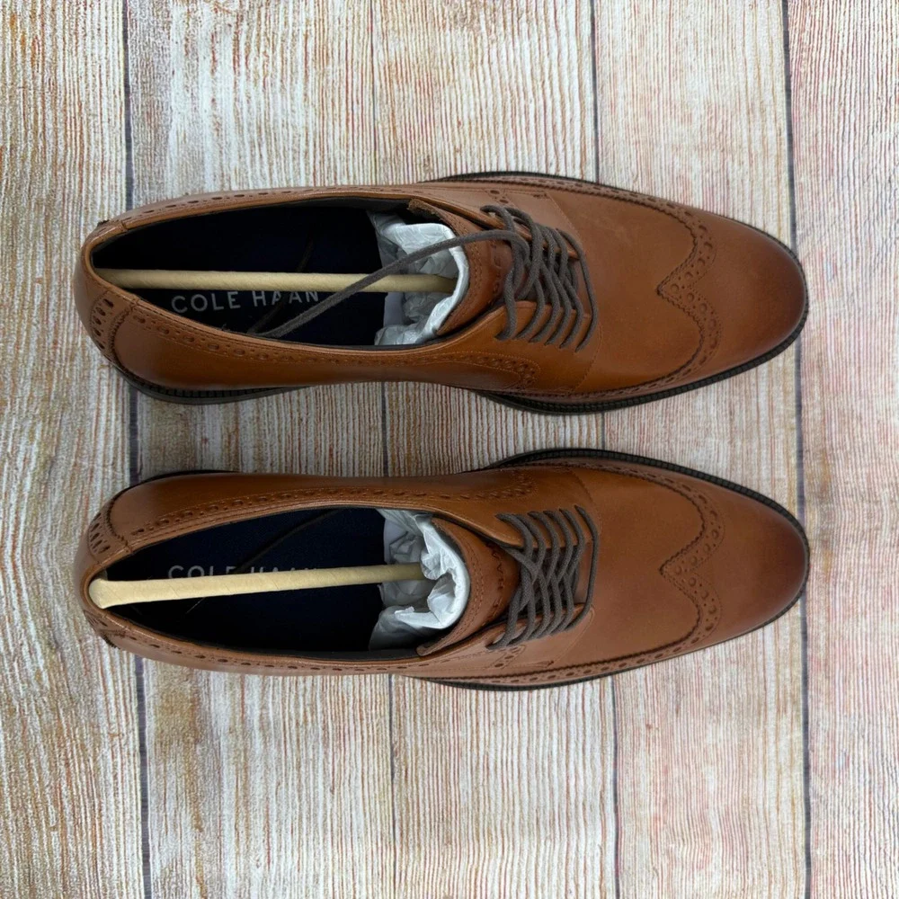Men's Brown Leather Wingtip Oxford Dress Shoes